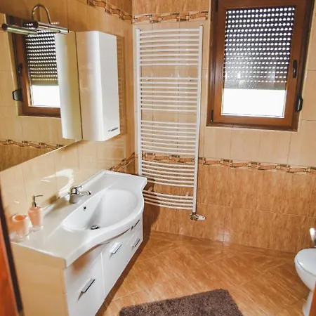 Aventurin Superior * Bihać