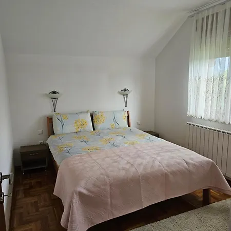 Aventurin Superior * Bihać